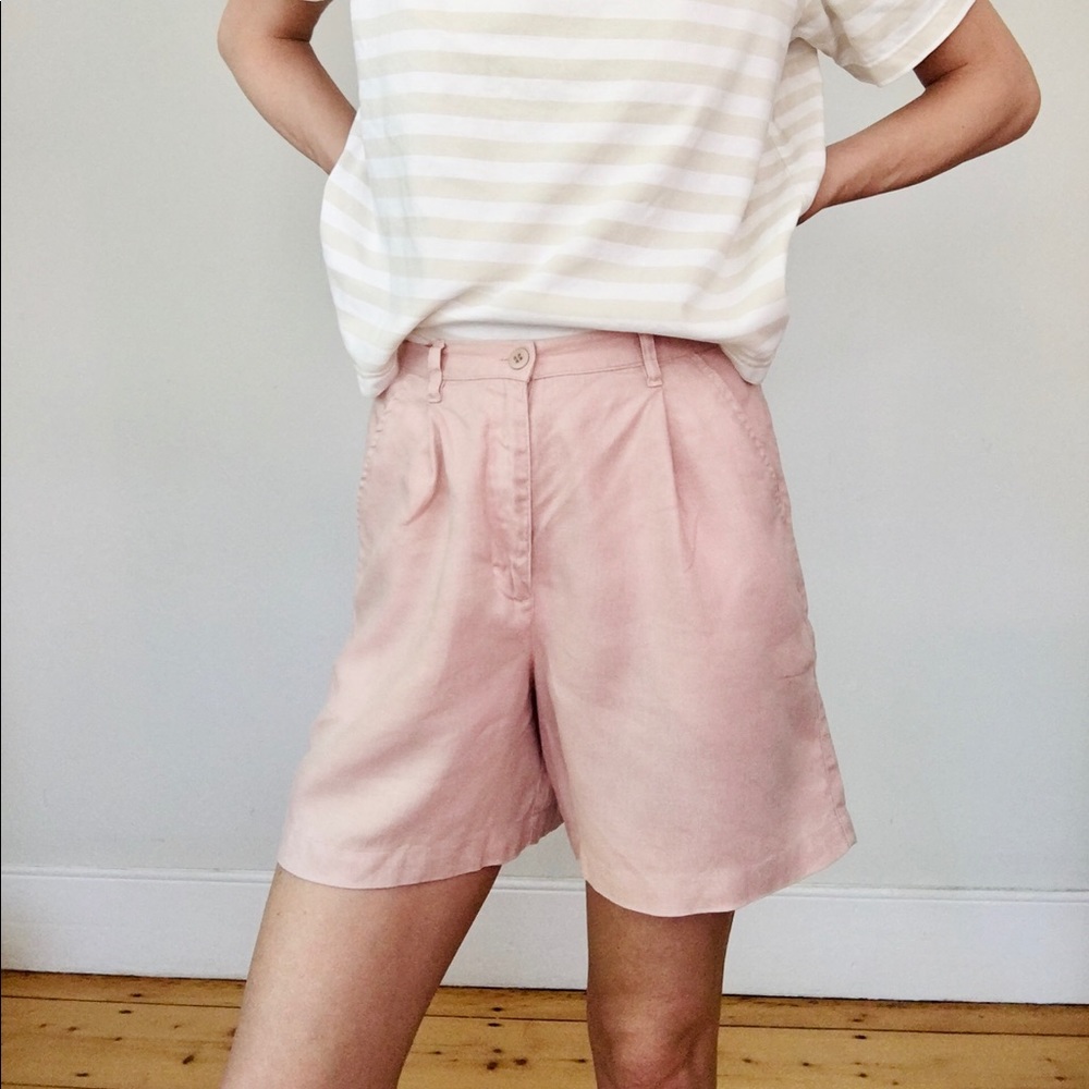 Vintage faded pink linen shorts - Picture 5 of 15